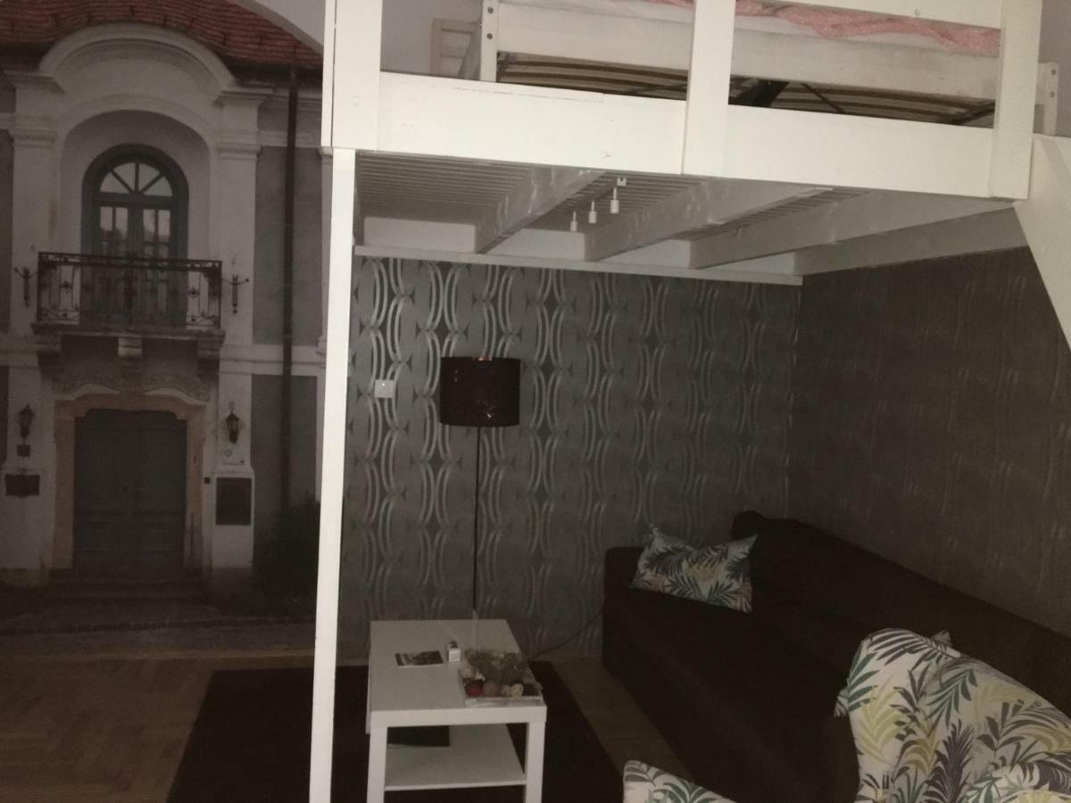 Apartament Lovag